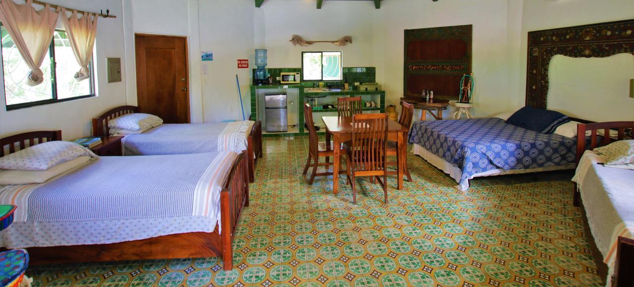 تولا Two Brothers Surf Resort المظهر الخارجي الصورة